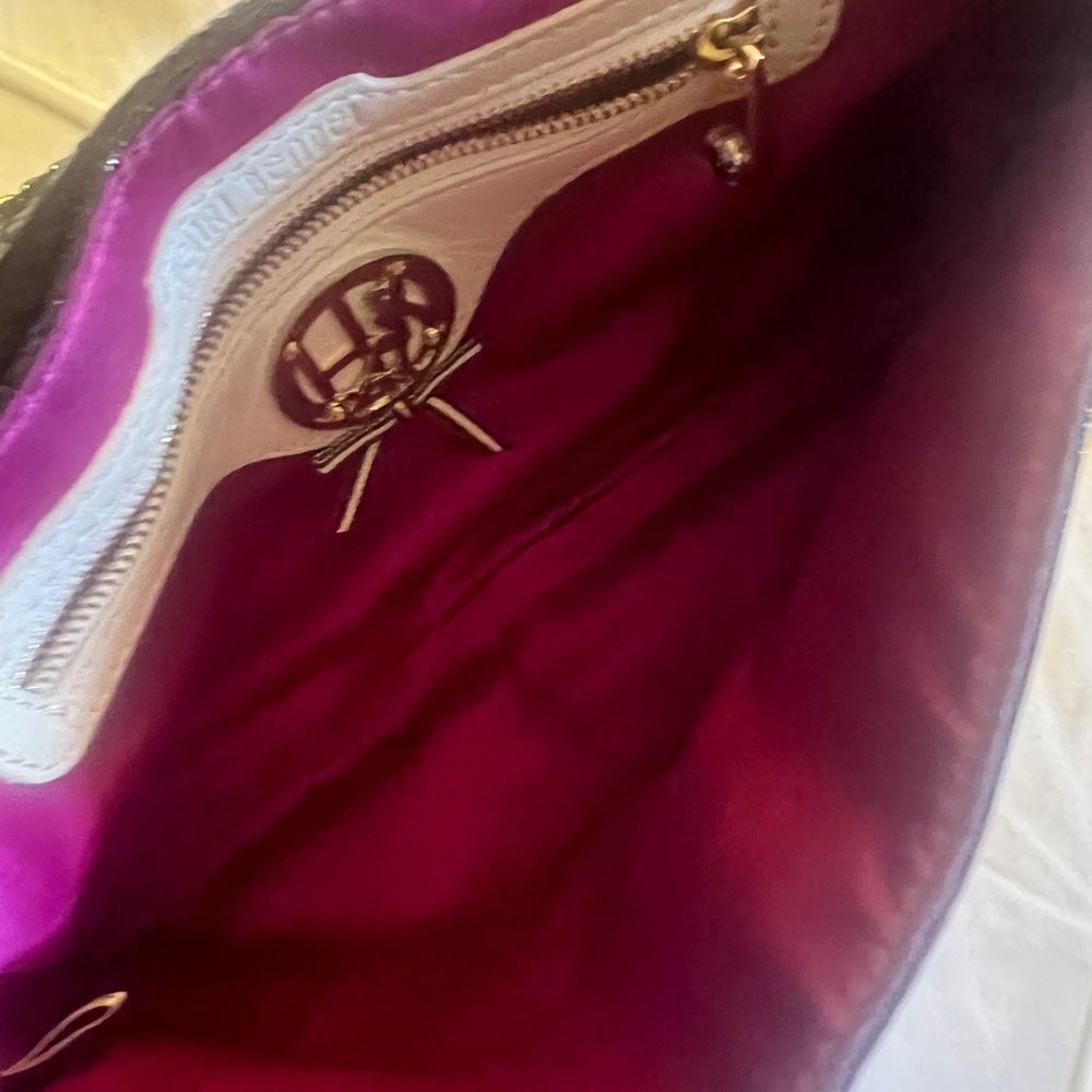 Henri Bendel Crossbody shoulder bag - Picture 8 of 9